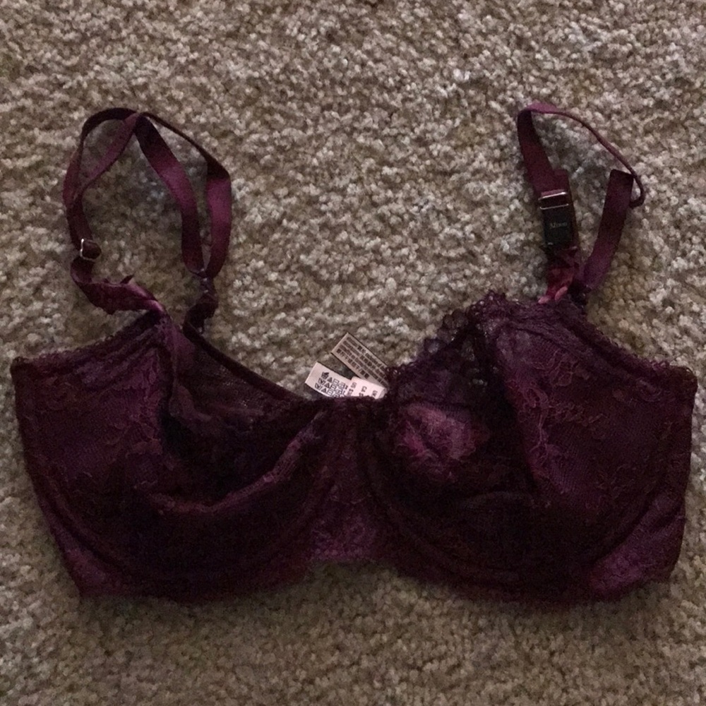 Victoria’s Secret bra
